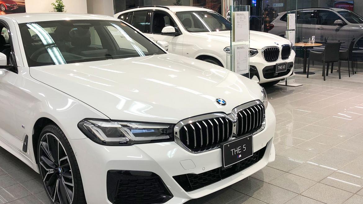 BMW練馬・新車ショールーム