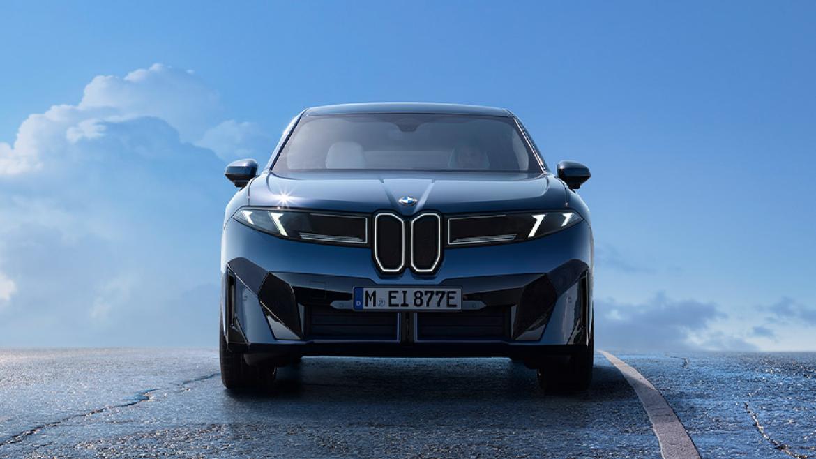 THE NEW BMW iX3 DEBUT FAIR